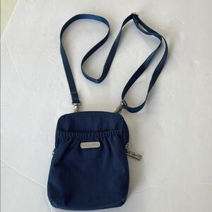 Baggallini Bryant pouch Crossbody bag
RFID protection 
Royal blue NWOT